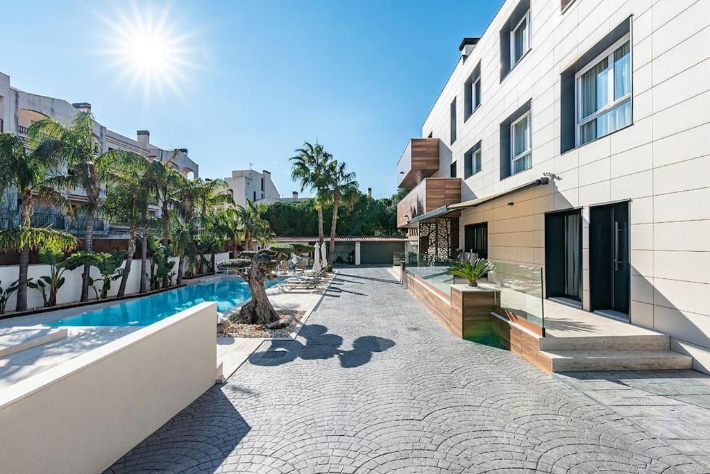 Appartamento 5 Stelle Piscina, Jacuzzi, Wifi - 2 Min Dal Mare Miami Playa Esterno foto