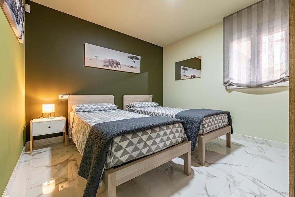 Appartamento 5 Stelle Piscina, Jacuzzi, Wifi - 2 Min Dal Mare Miami Playa Esterno foto