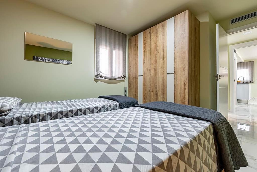 Appartamento 5 Stelle Piscina, Jacuzzi, Wifi - 2 Min Dal Mare Miami Playa Esterno foto