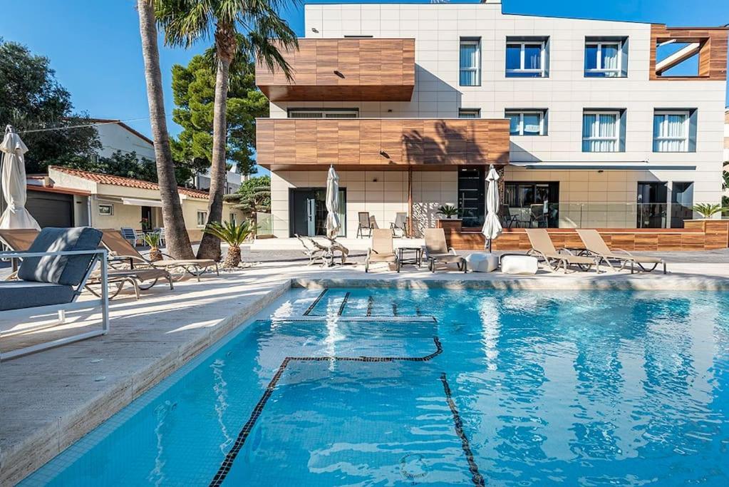 Appartamento 5 Stelle Piscina, Jacuzzi, Wifi - 2 Min Dal Mare Miami Playa Esterno foto